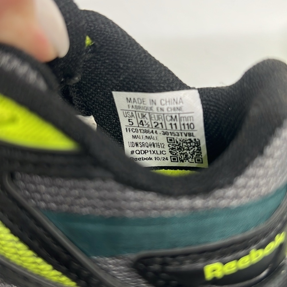 Reebok Boys Sneakers Size 5 Black/Neon Green Athletic Running Shoes - Picture 9 of 12